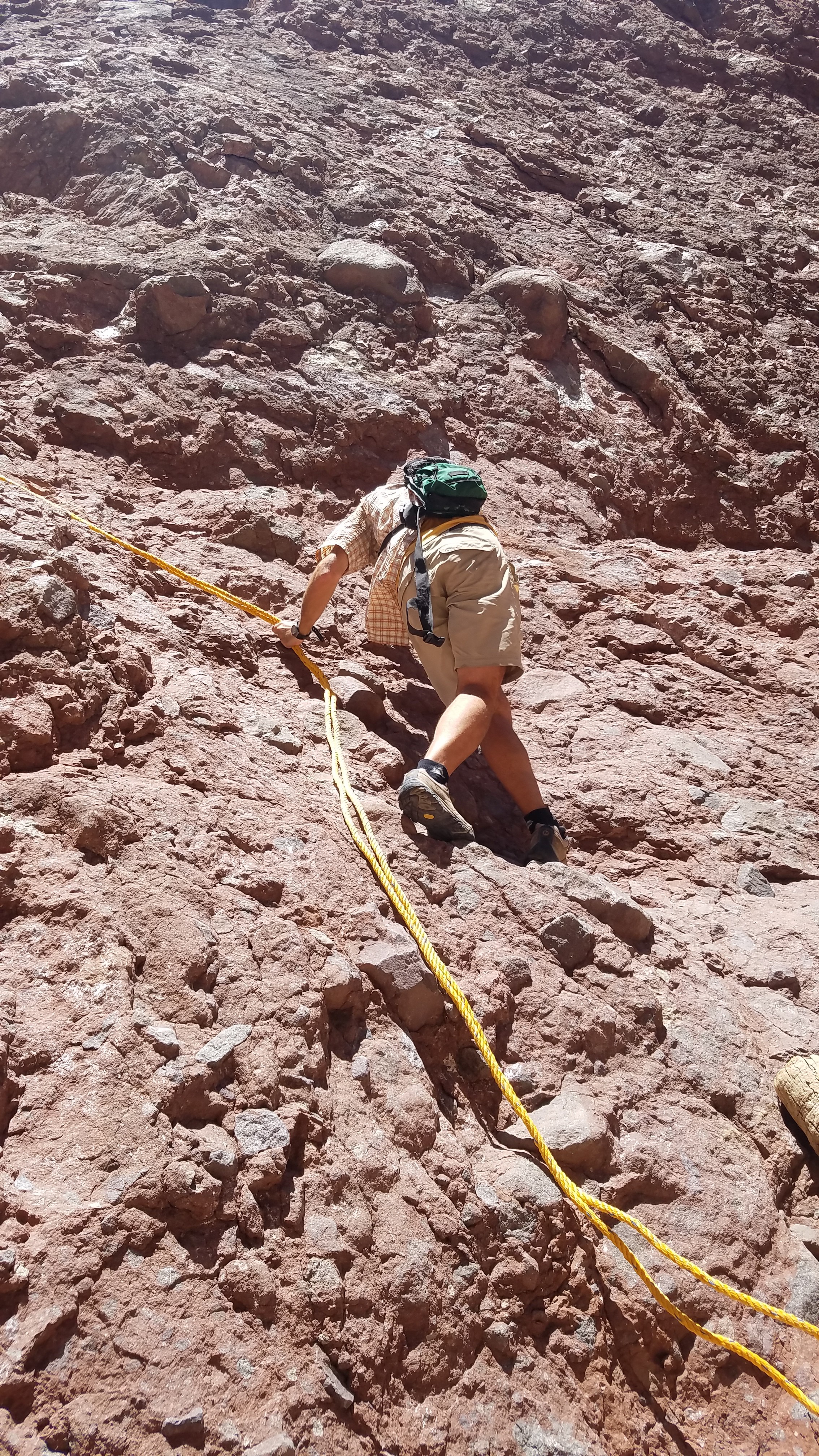 Hiking in Steinbeck Canyon